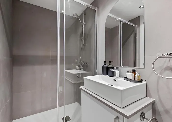 Apartment Finikoudes Marina View 102