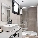 Finikoudes Marina View 102 شقة *