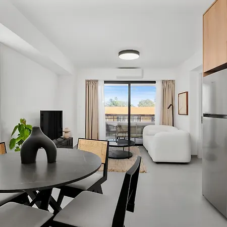 شقة Finikoudes Marina View 102